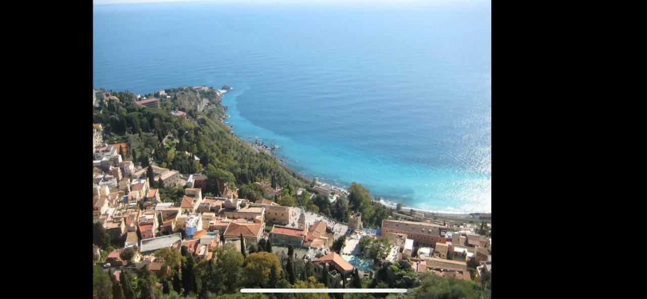 Holiday Home Gionny & Mary ตาออร์มินา ภายนอก รูปภาพ
